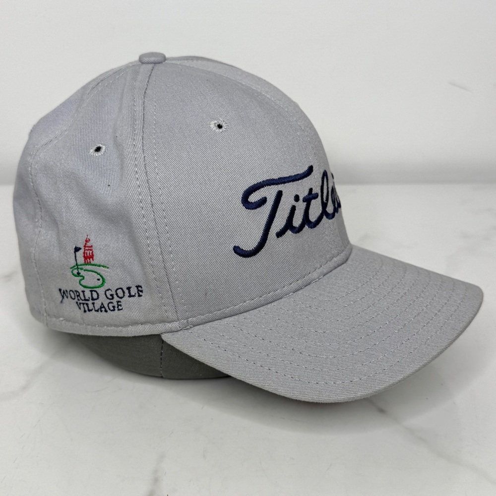 Titleist logo adjustable hat - Picture 3 of 10